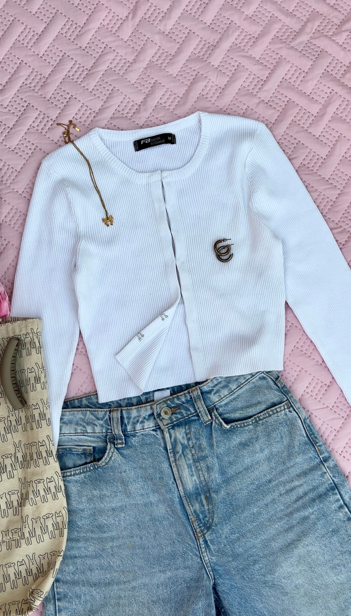 Openable hook summer top