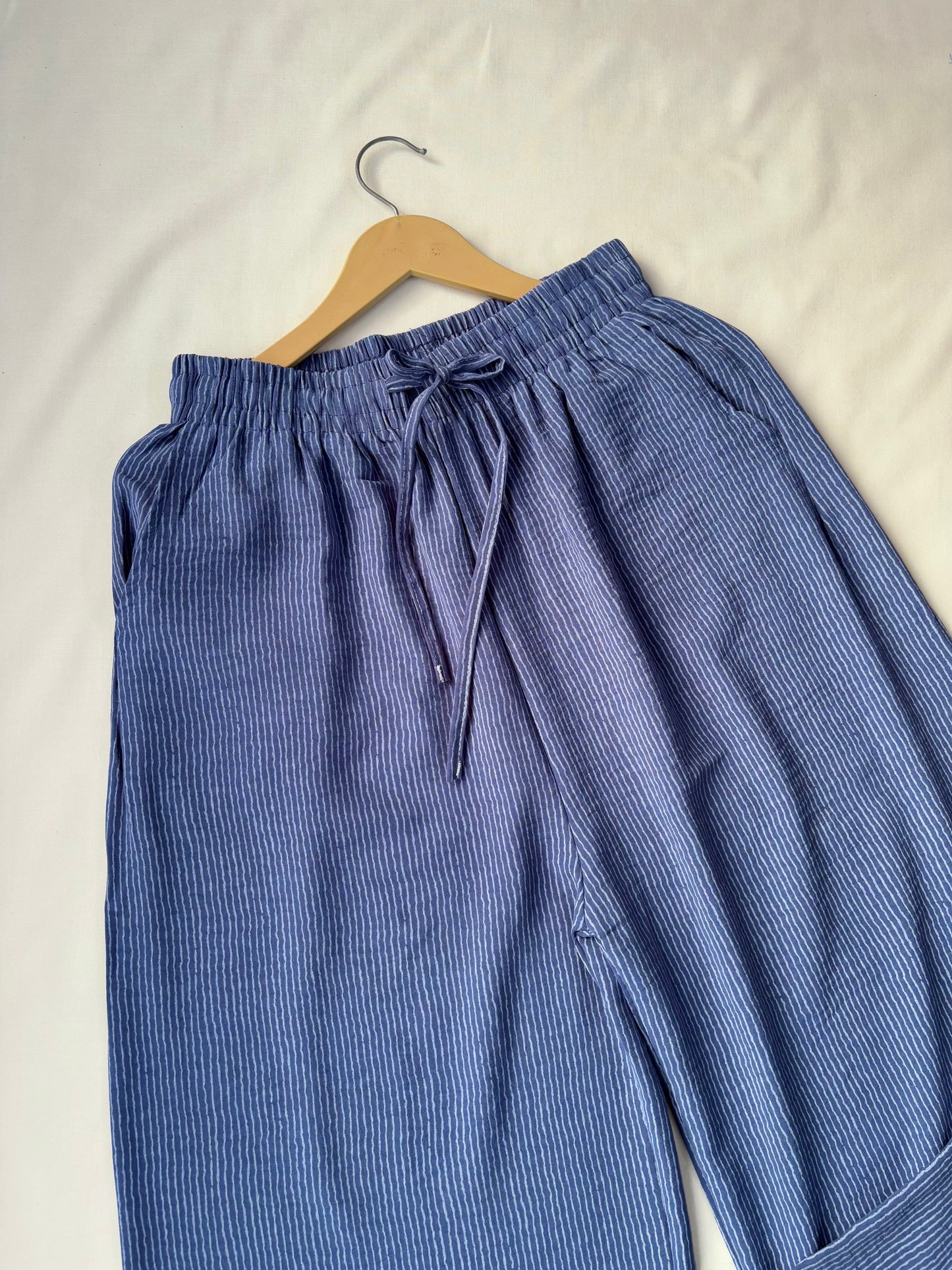 Viral Pinteresty Striped Pants (Blue)