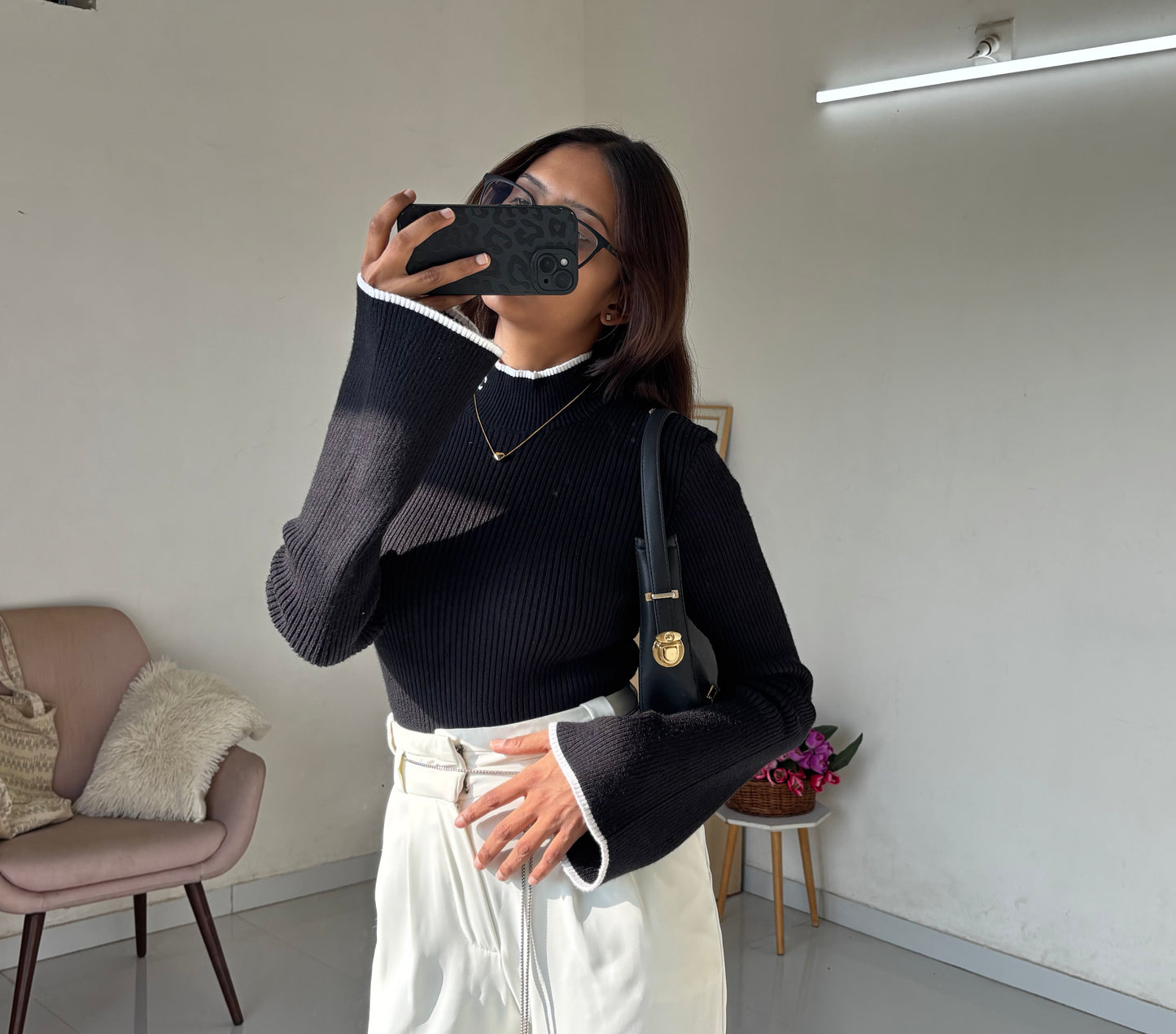 Black Pullover full sleeve top