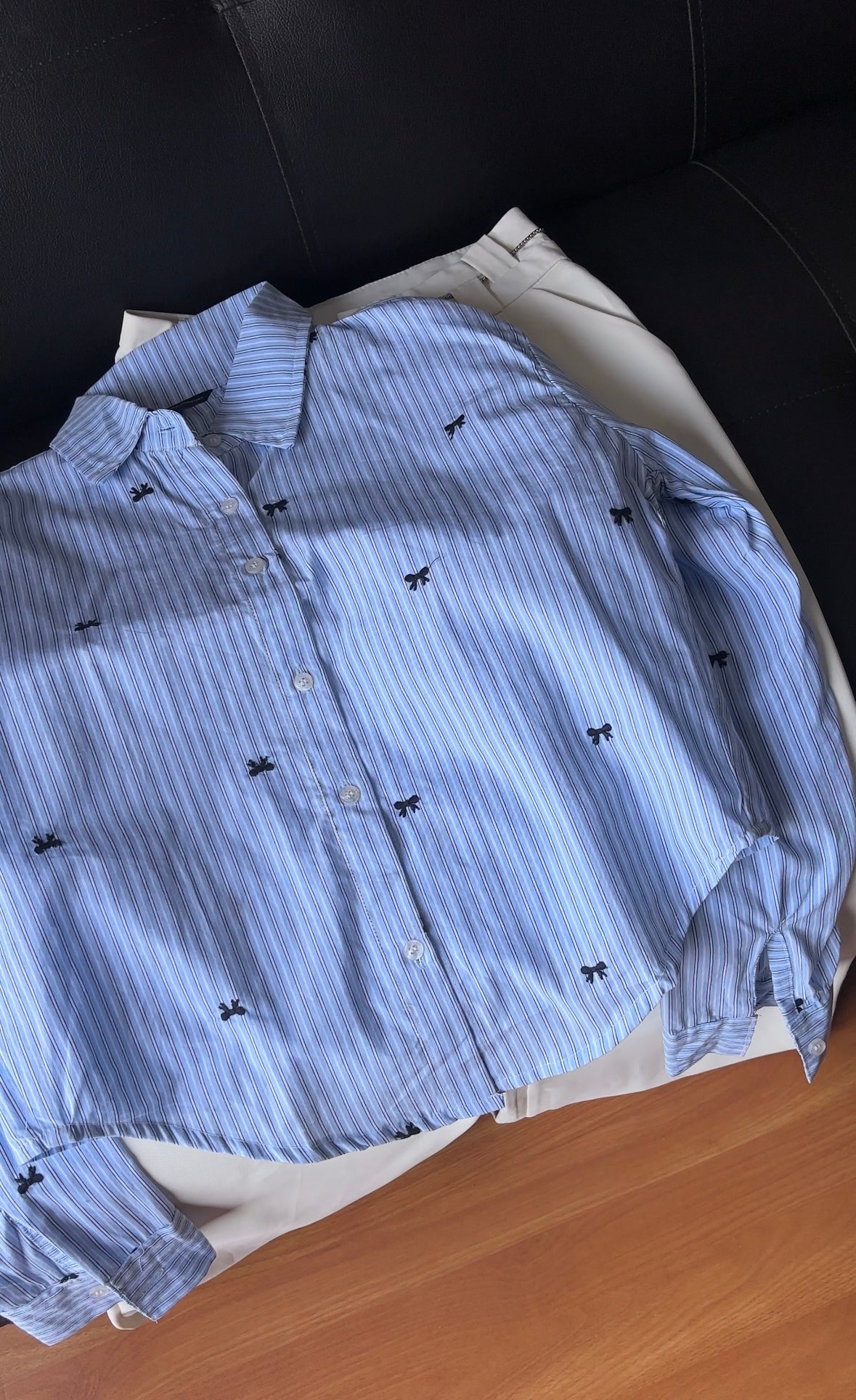 Blue Bow Embroidery Shirt