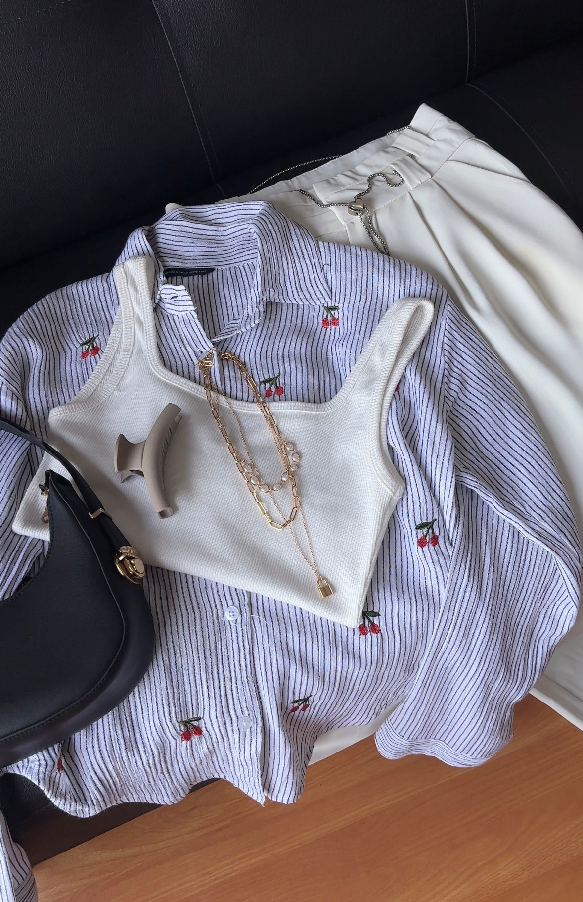 White Cherry Embroidery Shirt