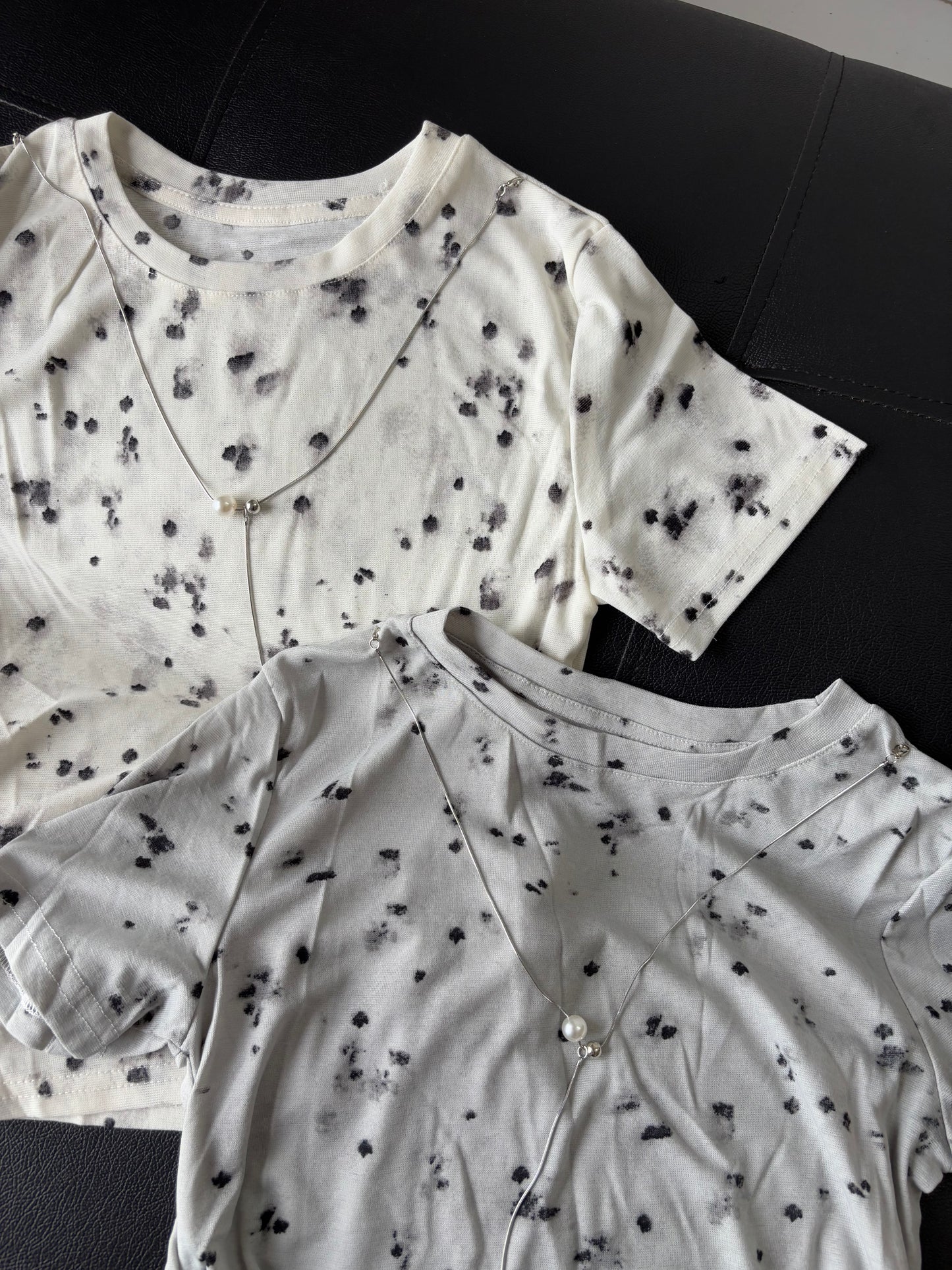 Attached Necklace Korean top