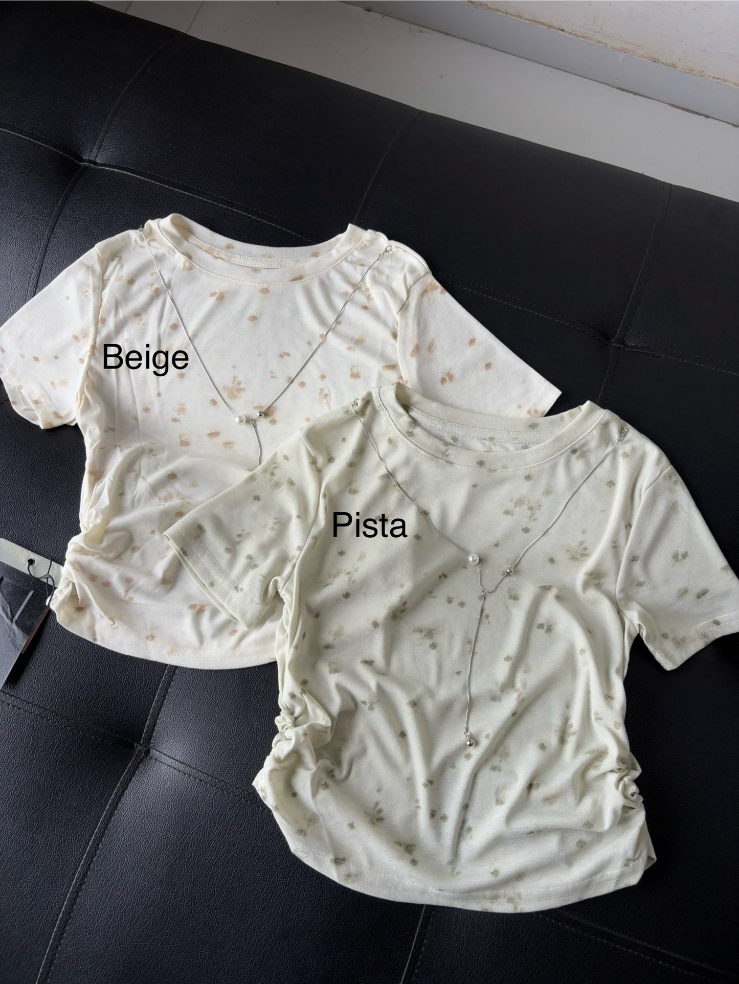Attached Necklace Korean top
