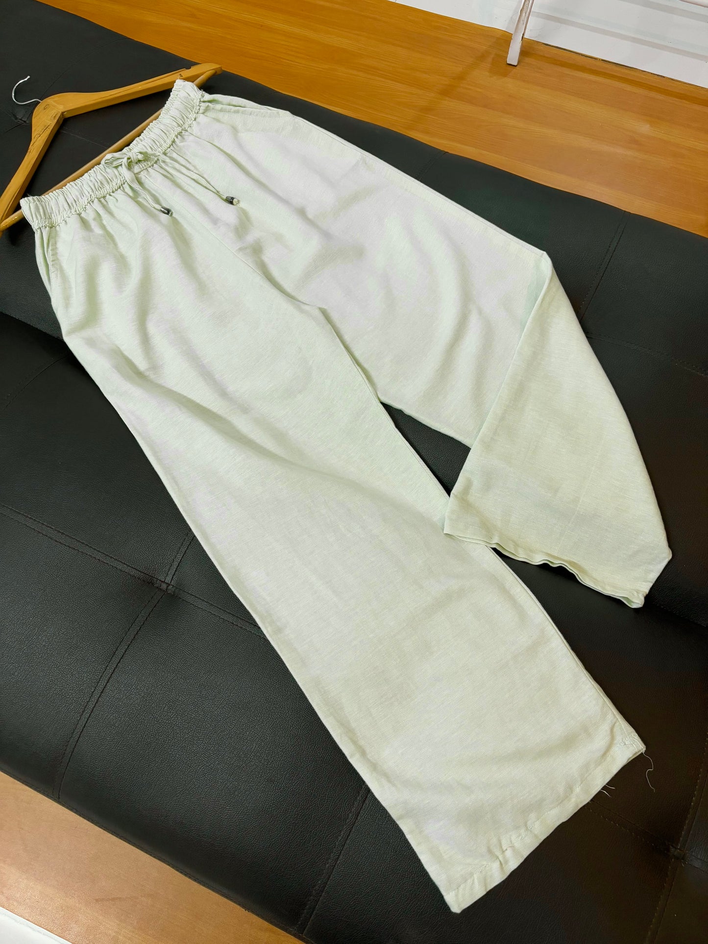 Viral Linen pant (Light Pista)