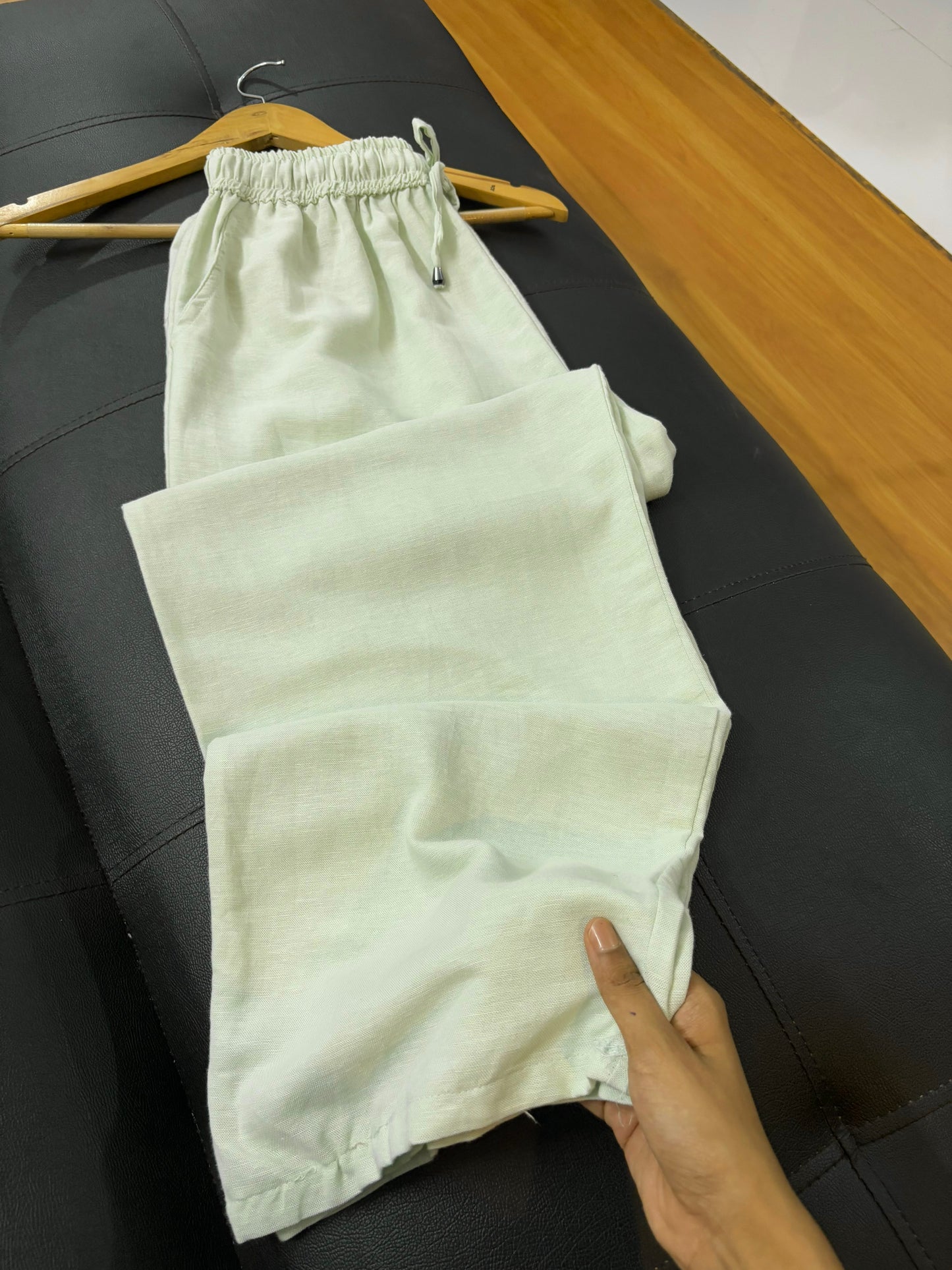 Viral Linen pant (Light Pista)