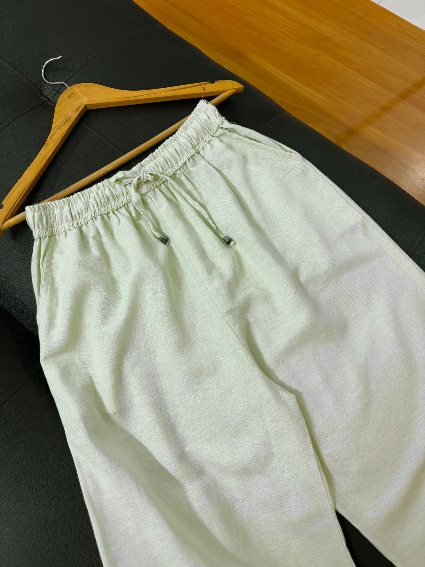 Viral Linen pant (Light Pista)