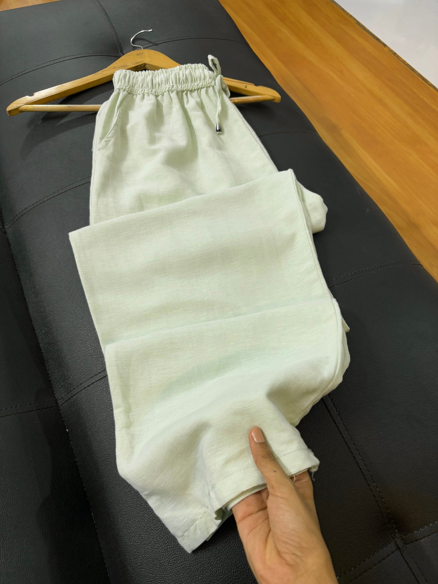 Viral Linen pant (Light Pista)