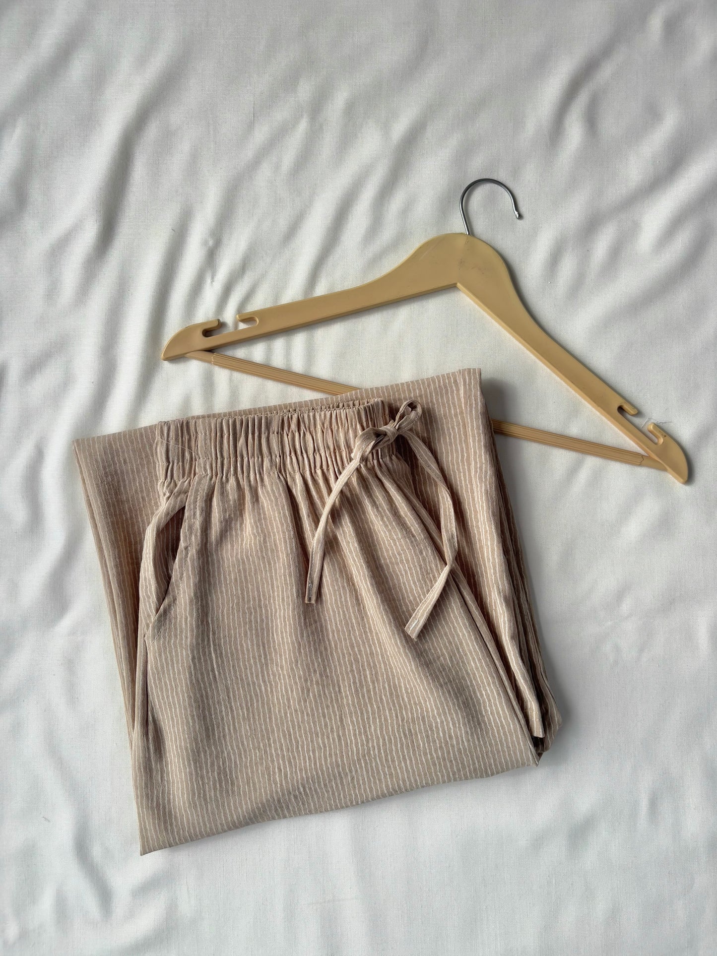 Viral Pinteresty Striped Pants (Beige)