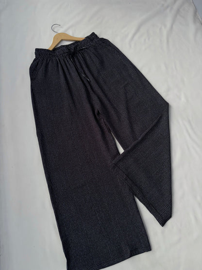 Viral Pinteresty Striped Pants (Black)