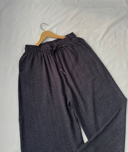 Viral Pinteresty Striped Pants (Black)