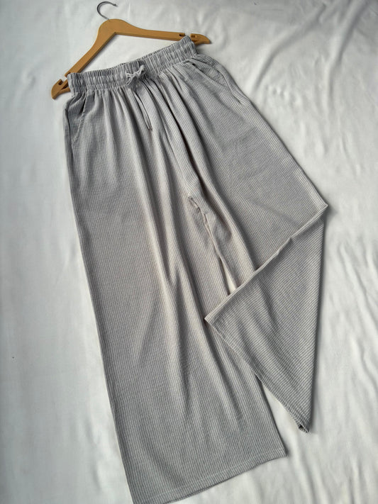 Viral Pinteresty Striped Pants (Light grey)