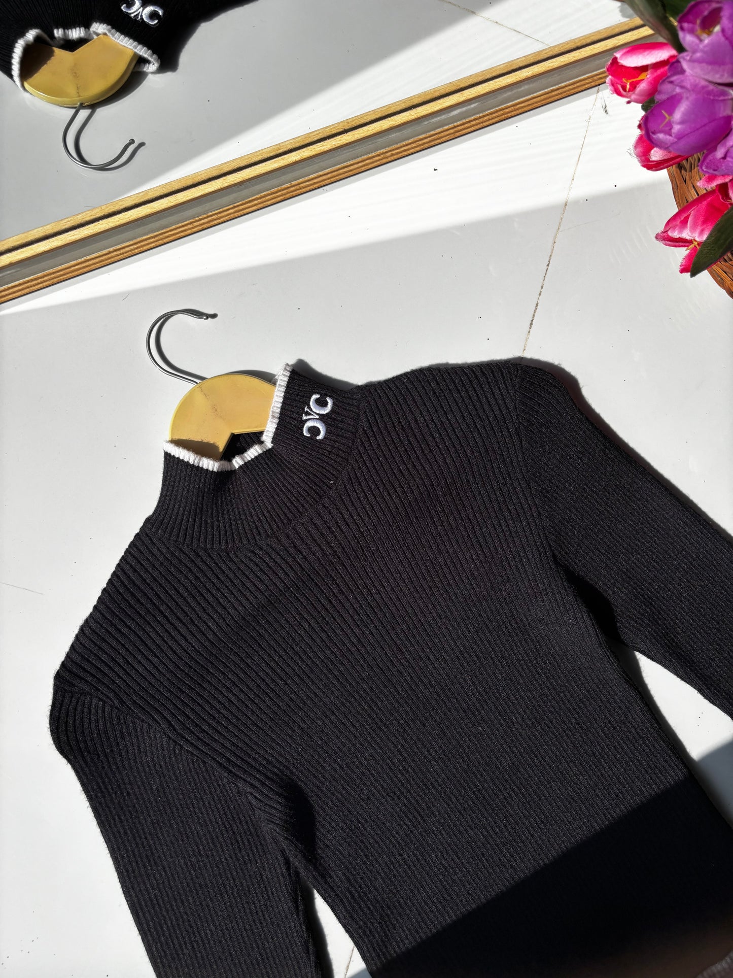 Black Pullover full sleeve top