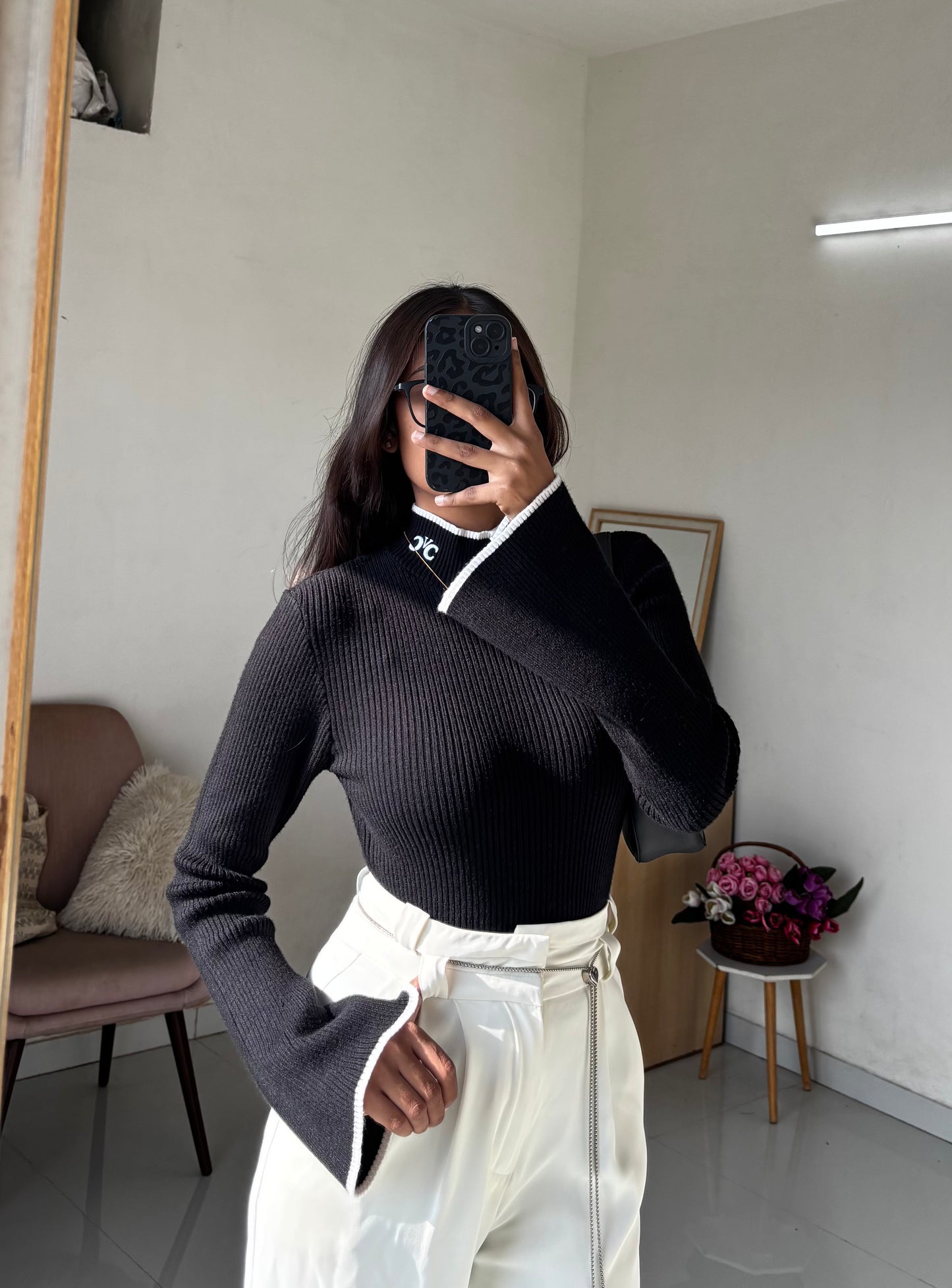 Black Pullover full sleeve top
