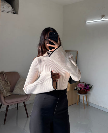 Off white Pullover full sleeve top