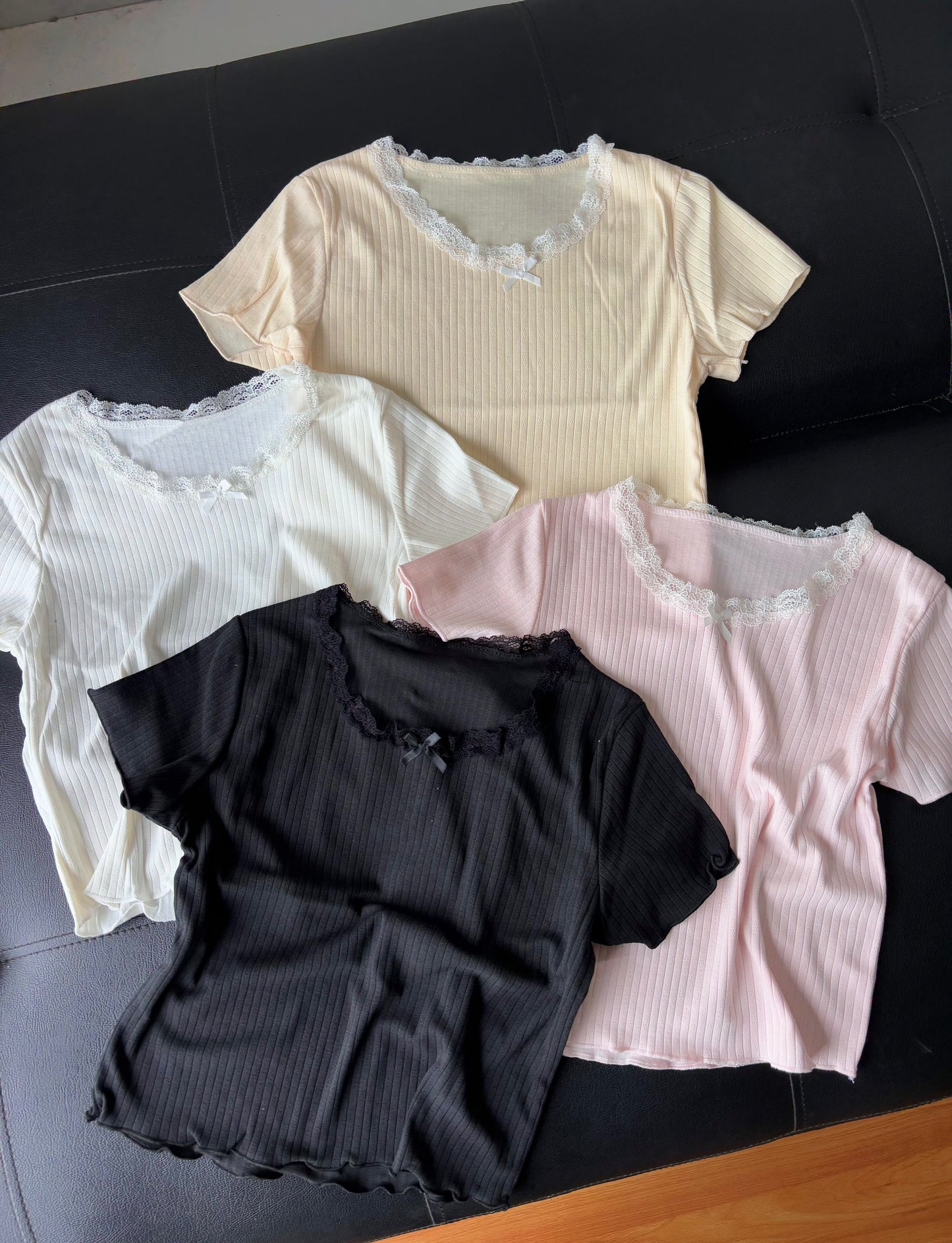 Round neck bow Korean top
