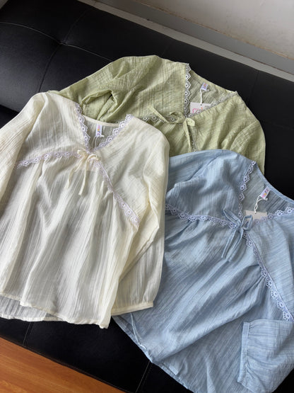V neck Lace Korean top