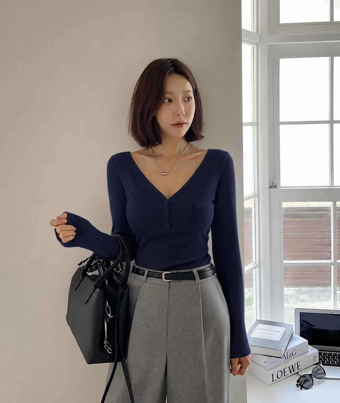 Classic V-neck Full Sleeve Built-in Bra Top