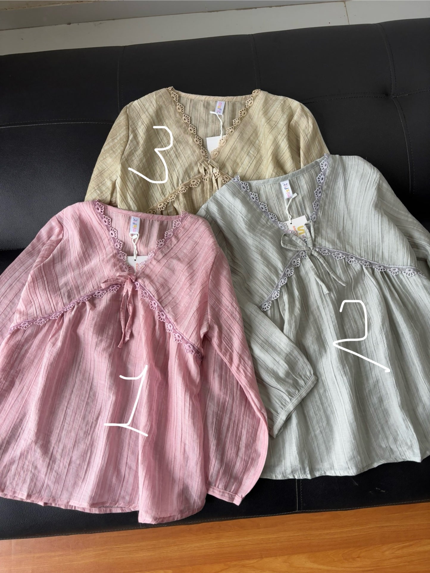 V neck Lace Korean top