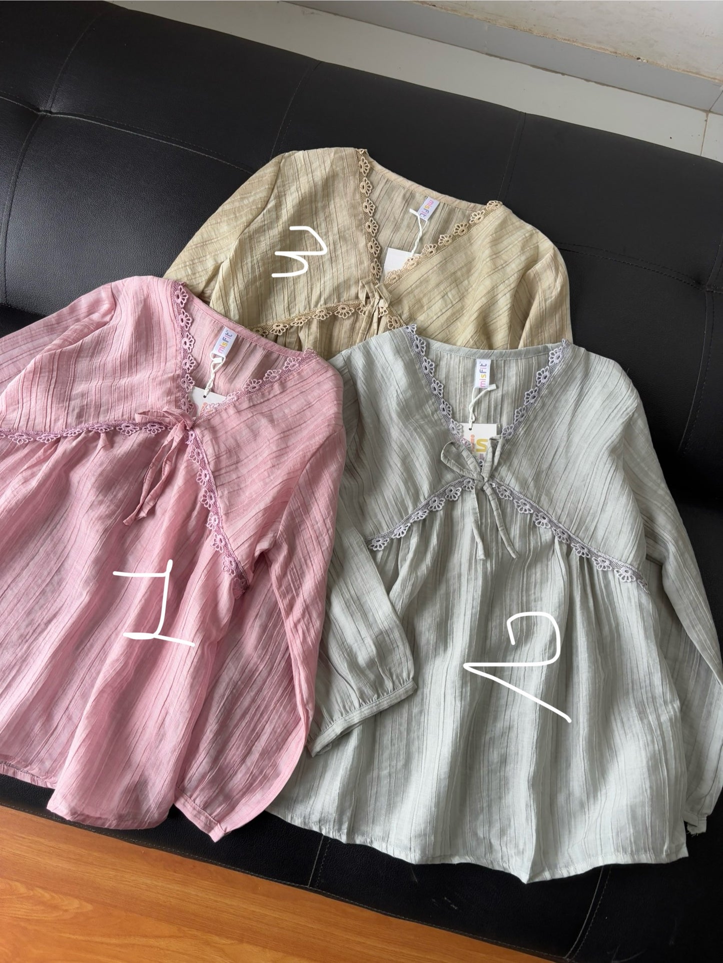 V neck Lace Korean top