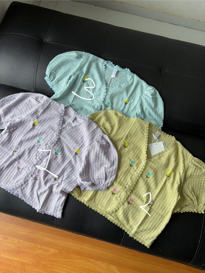 Tiny Flowers Lace Korean Cardigan