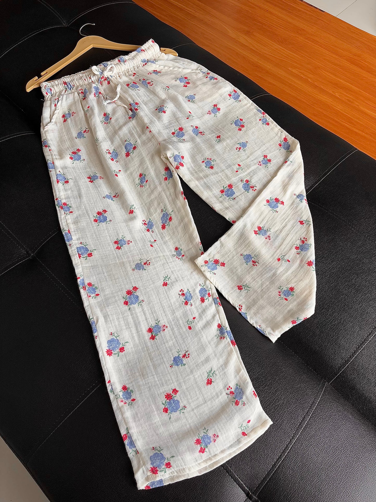 Flowers Printed Pants