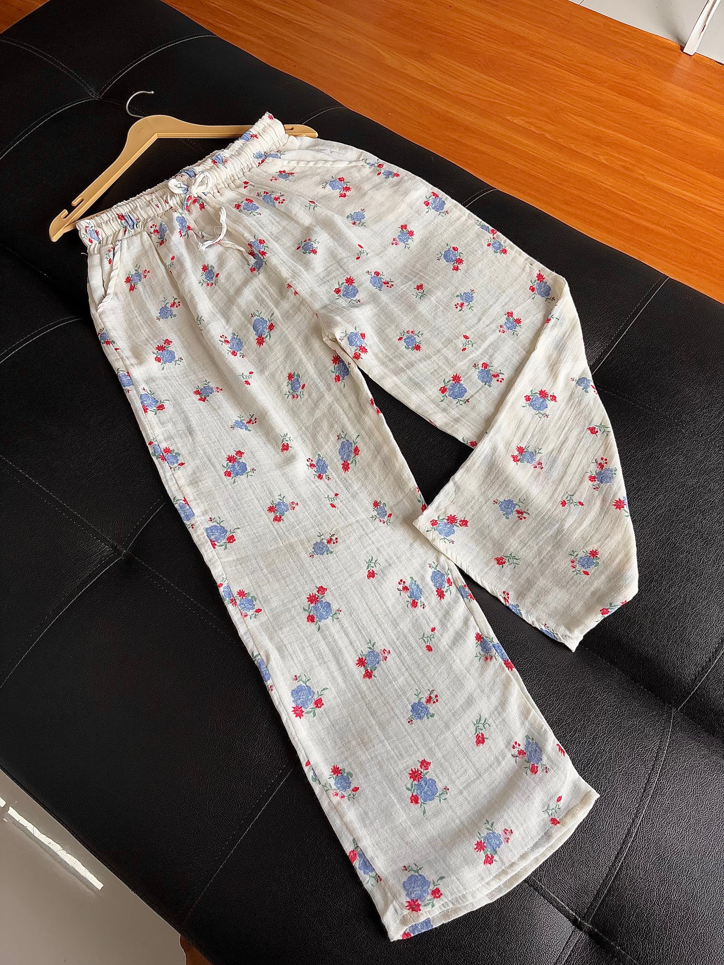 Flowers Printed Pants