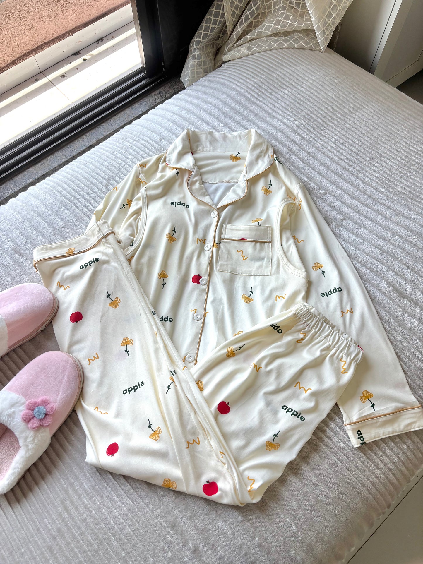 Apple Blossom Padded Night Suit