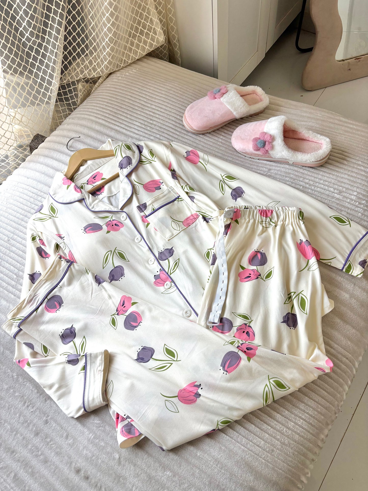 Tulip Dream Padded Night Suit
