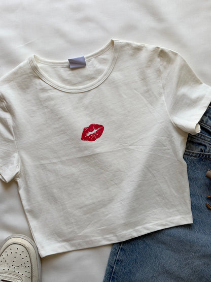 'Kiss' baby tee