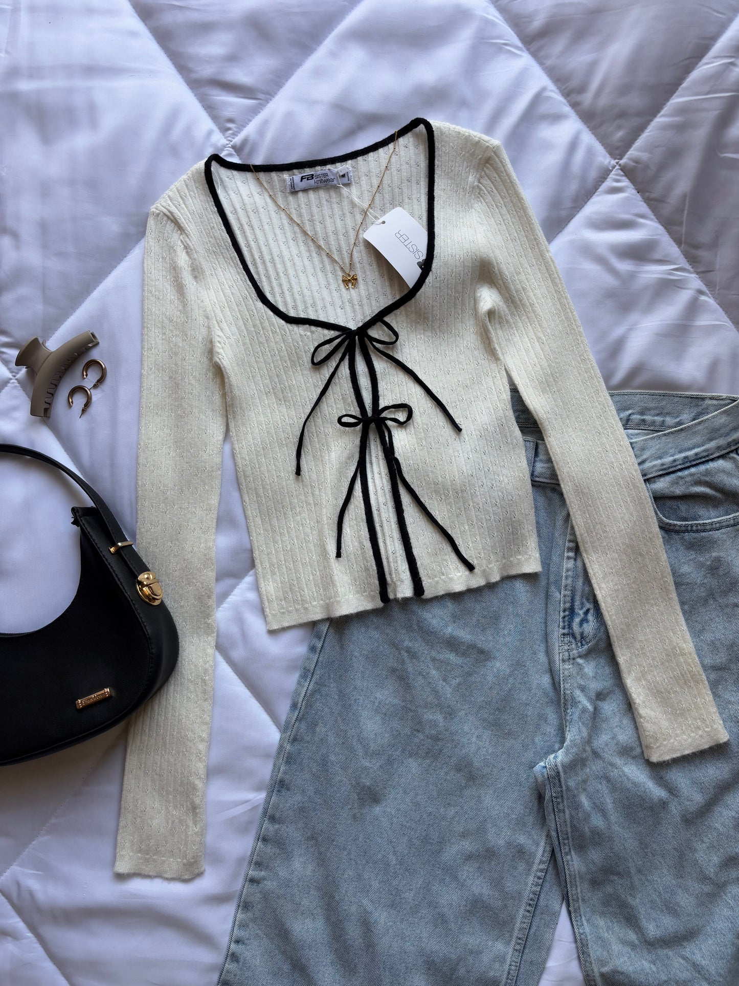 White bow top❀