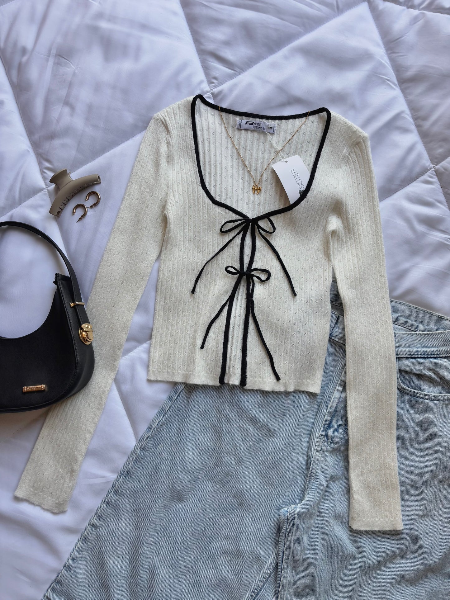 White bow top❀