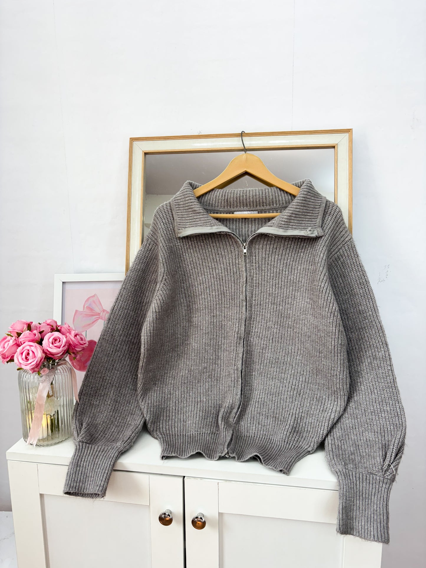 Zipper knits ( up to 36 bust)