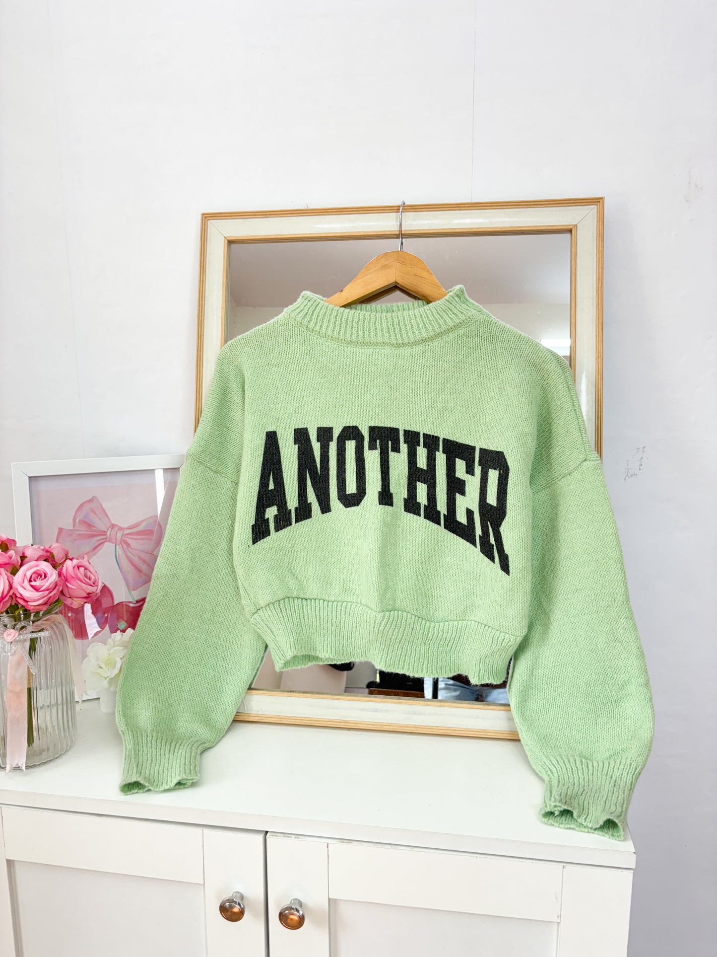 Crop Sweater ( upto 34 bust)