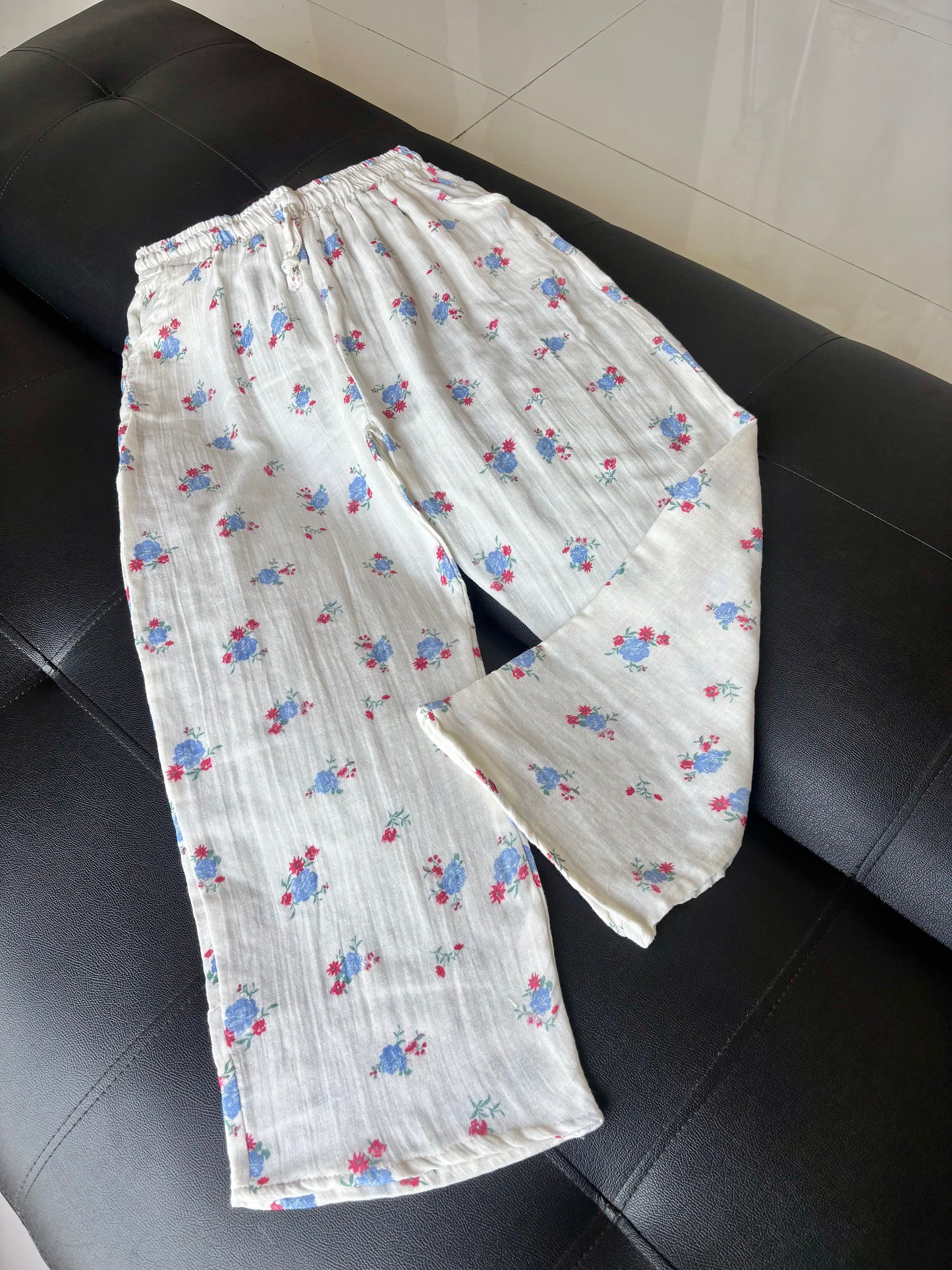 Flowers Printed Mul Cotton Pants