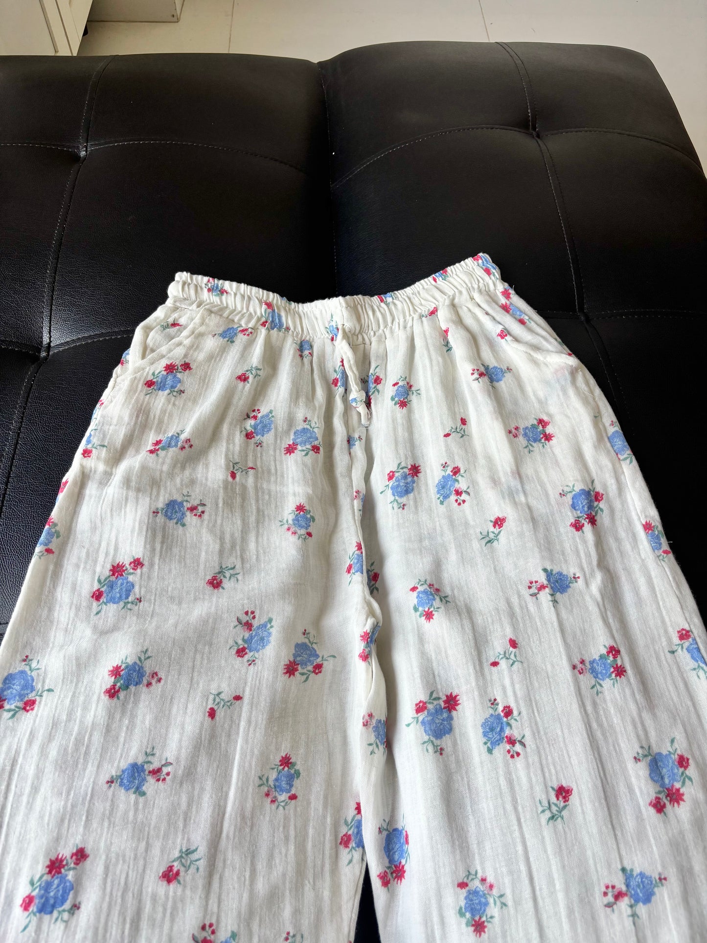 Flowers Printed Mul Cotton Pants