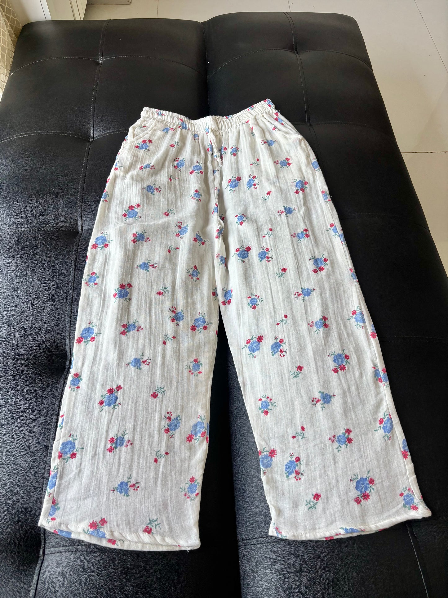 Flowers Printed Mul Cotton Pants