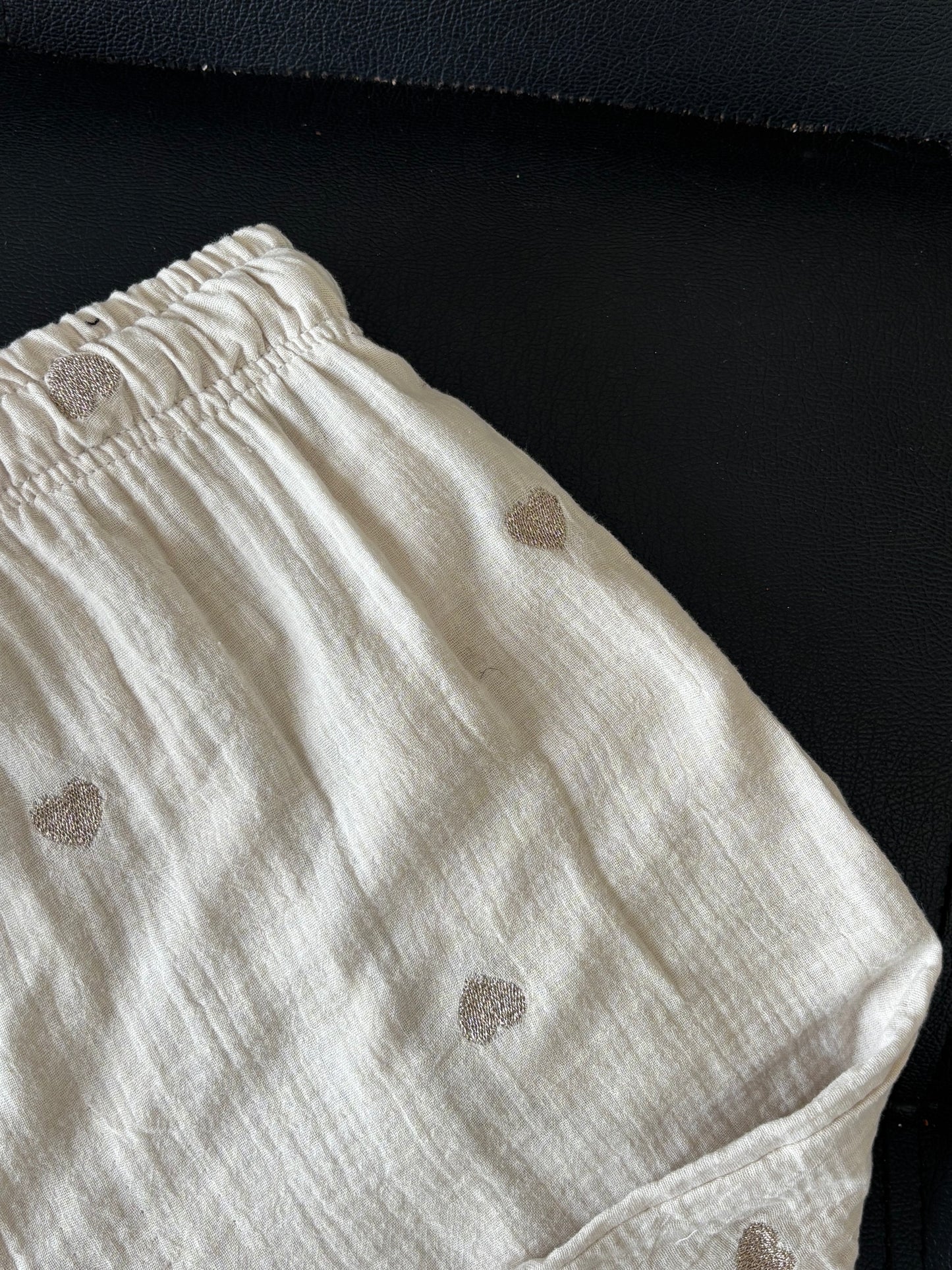 Pista Cream Embroidered Heart Mul Cotton Shorts