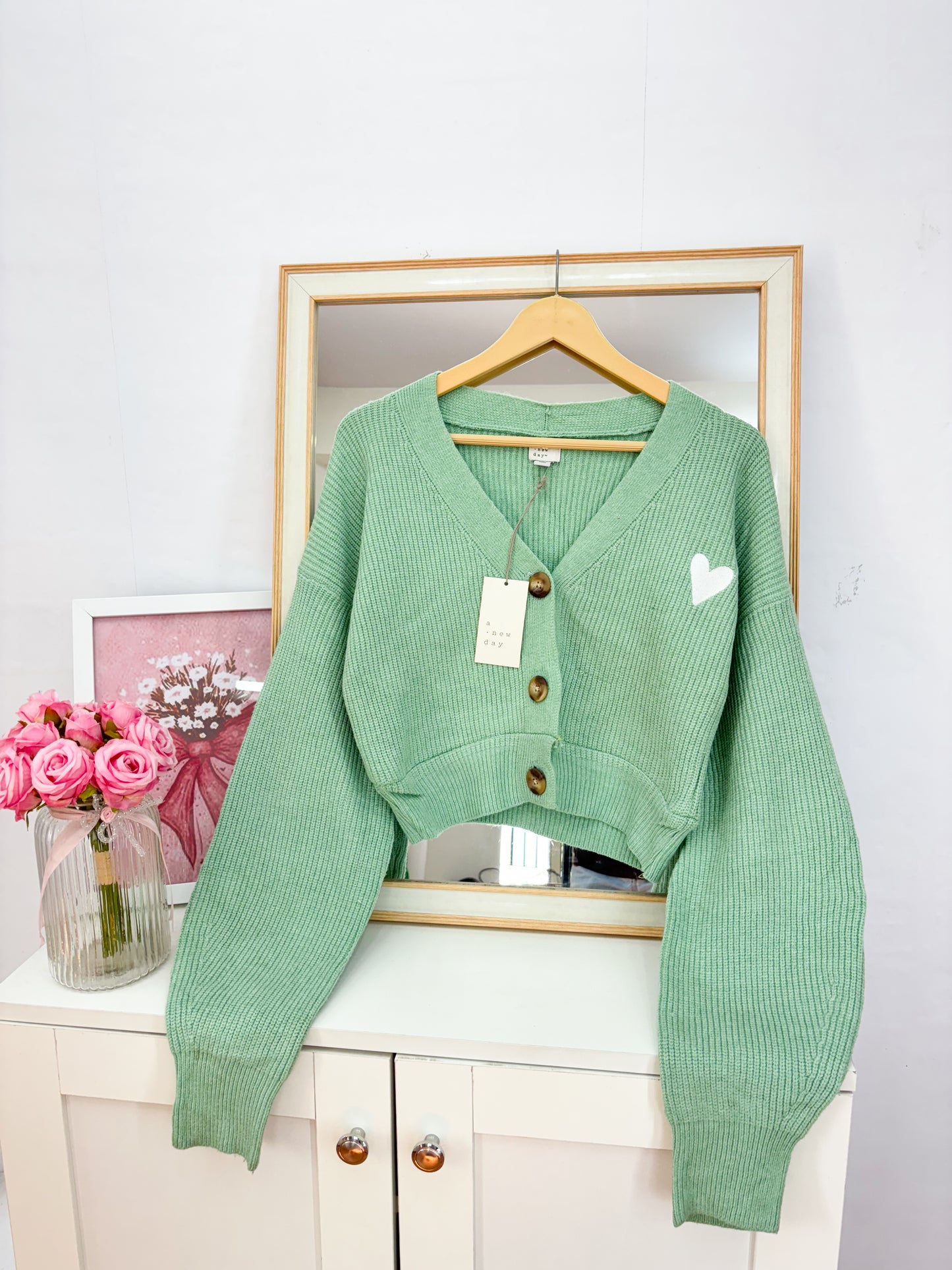 Embroidery Cardigan ( Up to 34 bust)