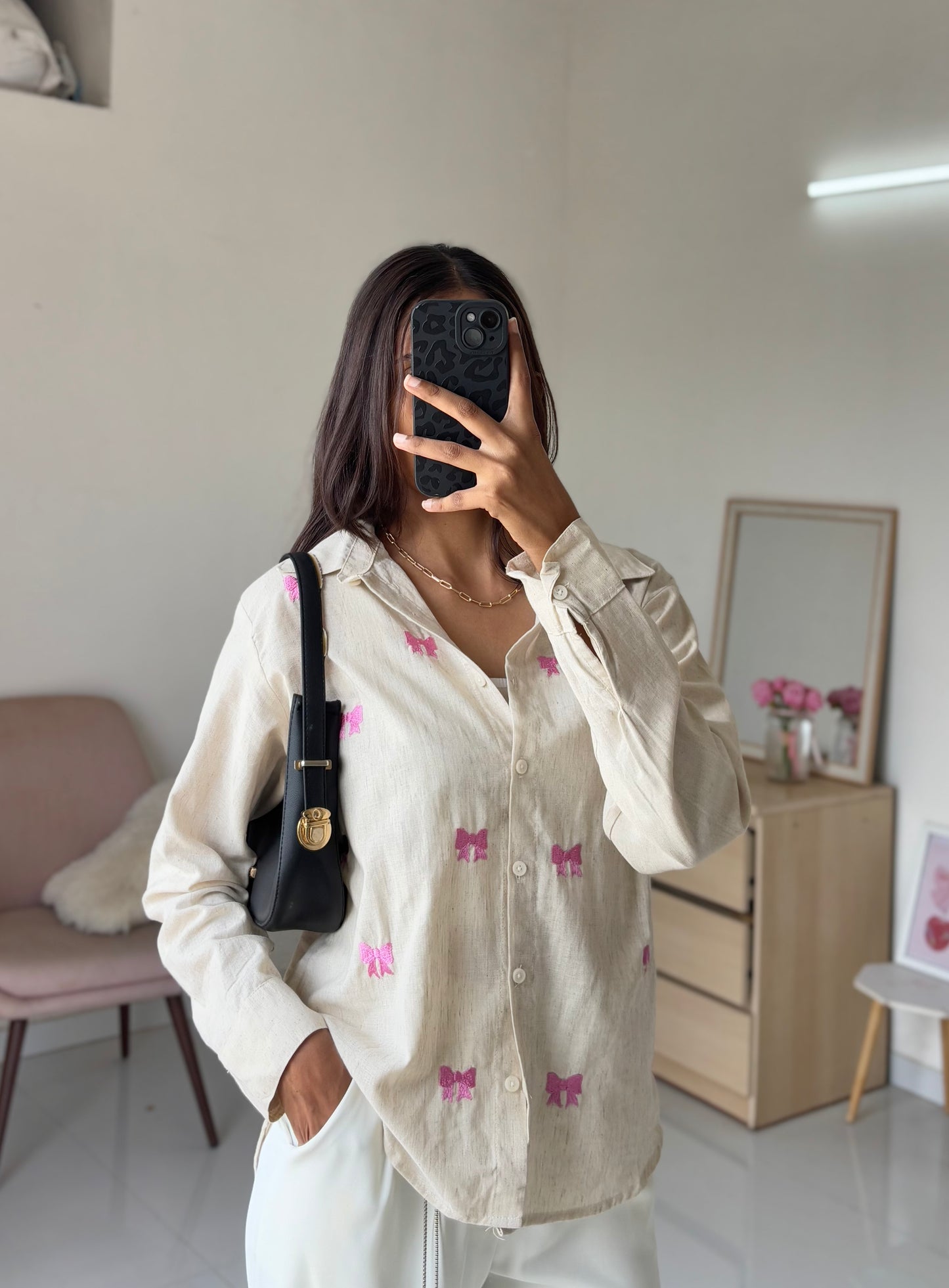 Bow Embroidery Shirt (Beige)