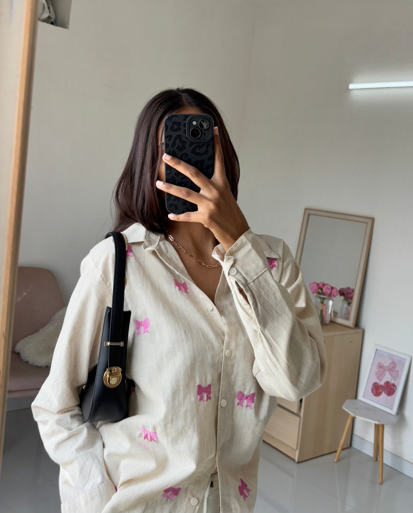Bow Embroidery Shirt (Beige)