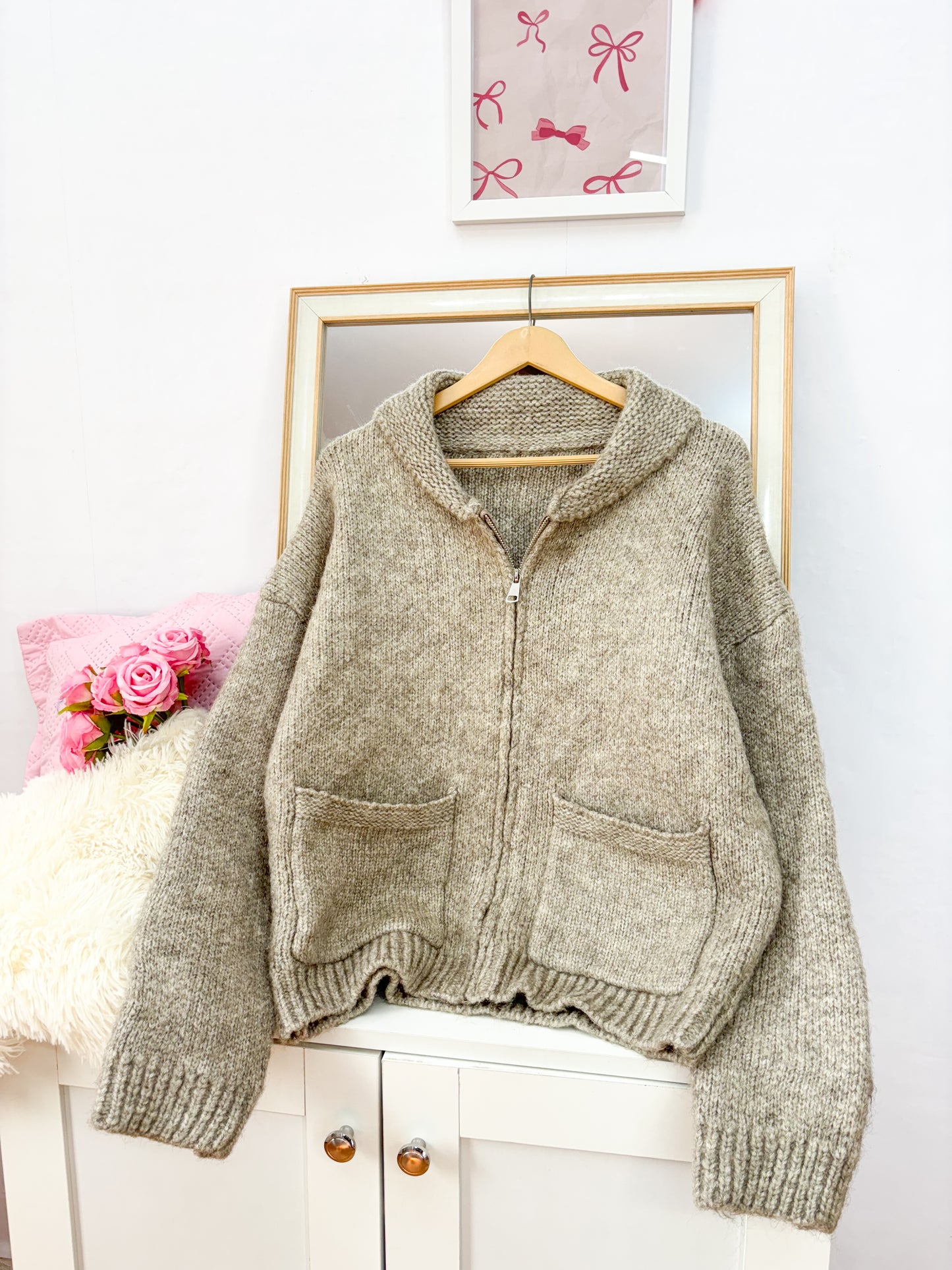 Zipper Sweater (Up to 40 bust- Fits M-L)