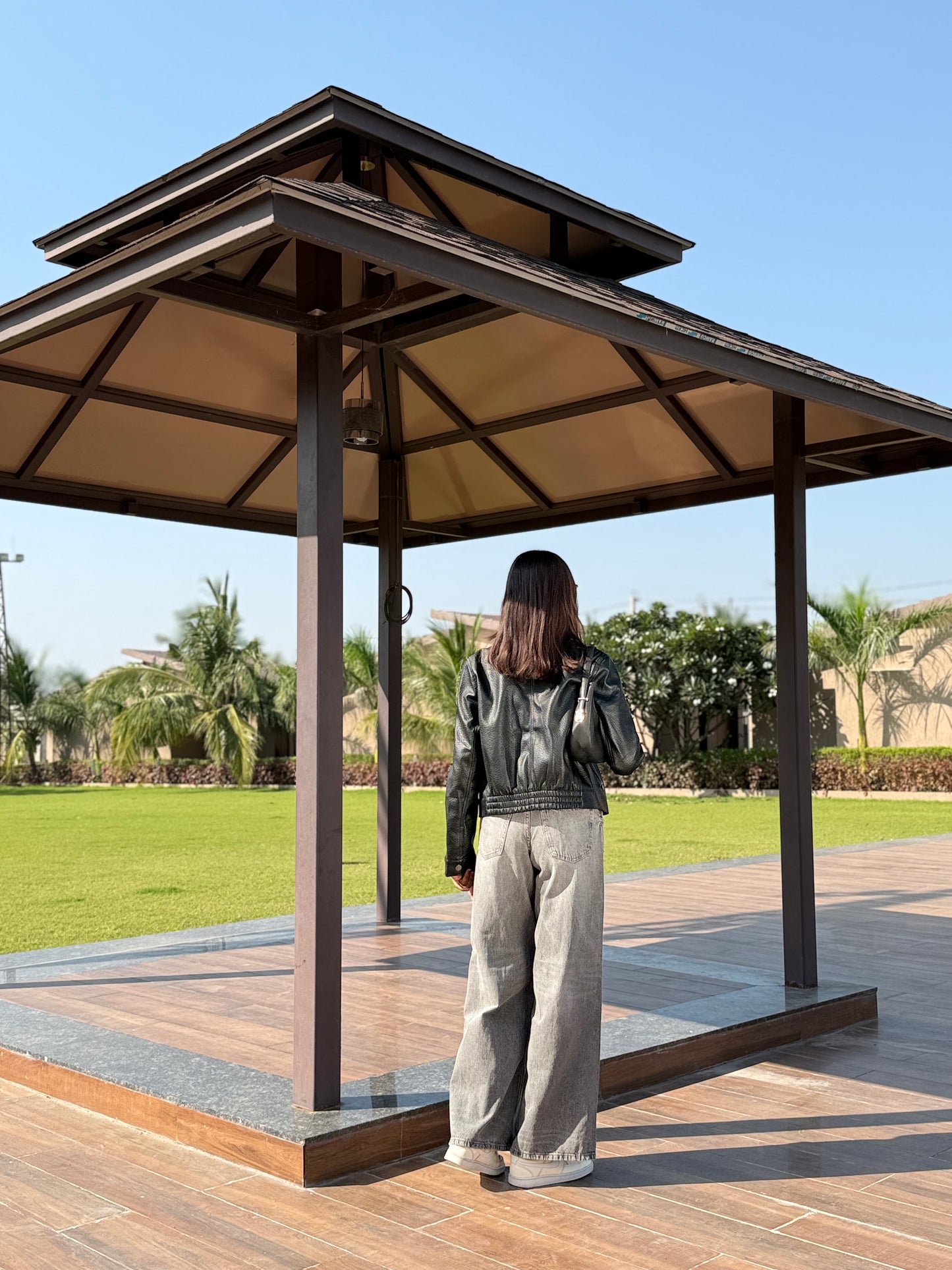 High-end Luxury Black Leather Jacket For Women